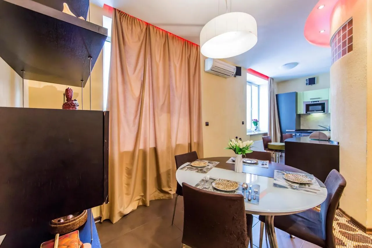 Kresatik Street City Center For Big Family Kijev Apartman