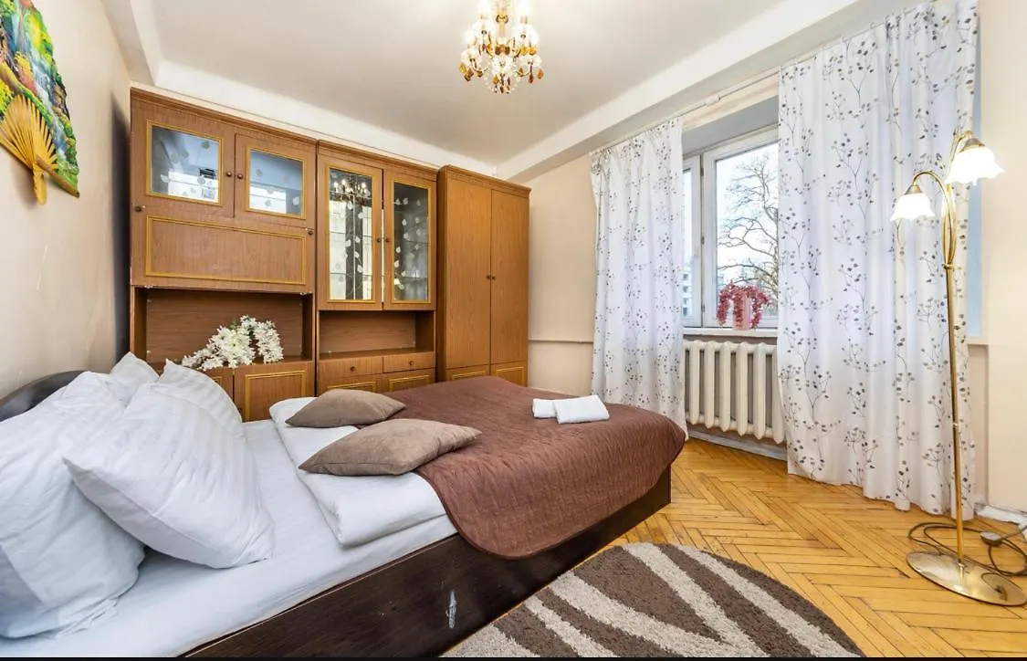 Kresatik Street City Center For Big Family Kijev Apartman